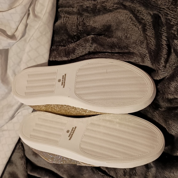 Gold Sparkle Shoes - Picture 6 of 6